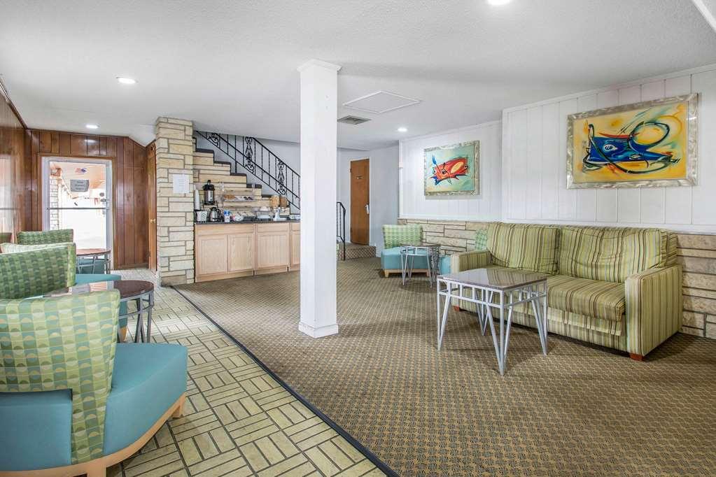 Rodeway Inn & Suites Winter Haven Chain Of Lakes Dalaman gambar