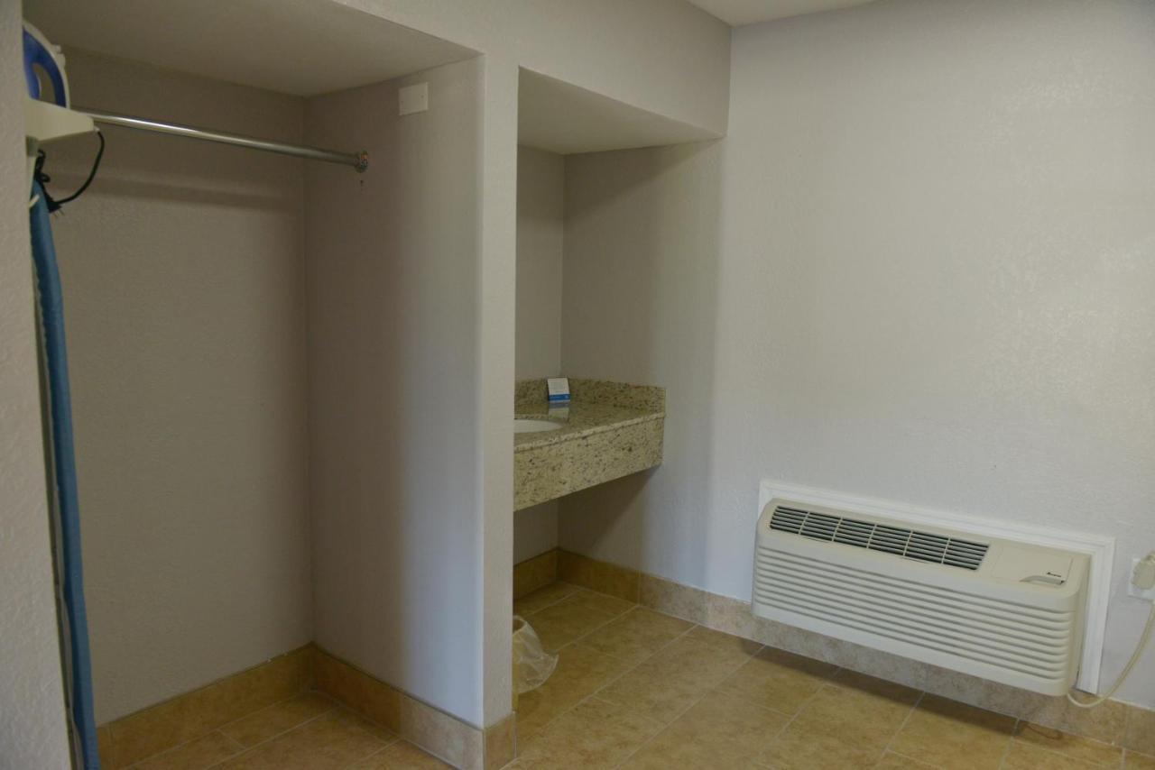 Rodeway Inn & Suites Winter Haven Chain Of Lakes Luaran gambar