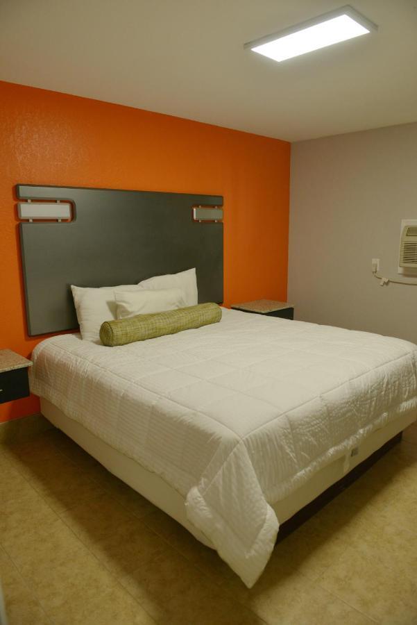 Rodeway Inn & Suites Winter Haven Chain Of Lakes Luaran gambar