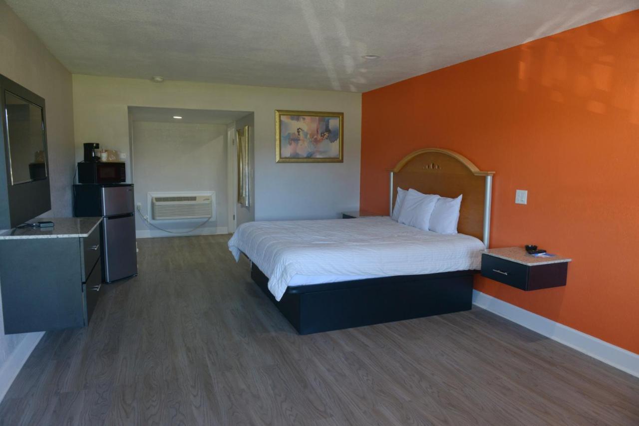 Rodeway Inn & Suites Winter Haven Chain Of Lakes Luaran gambar