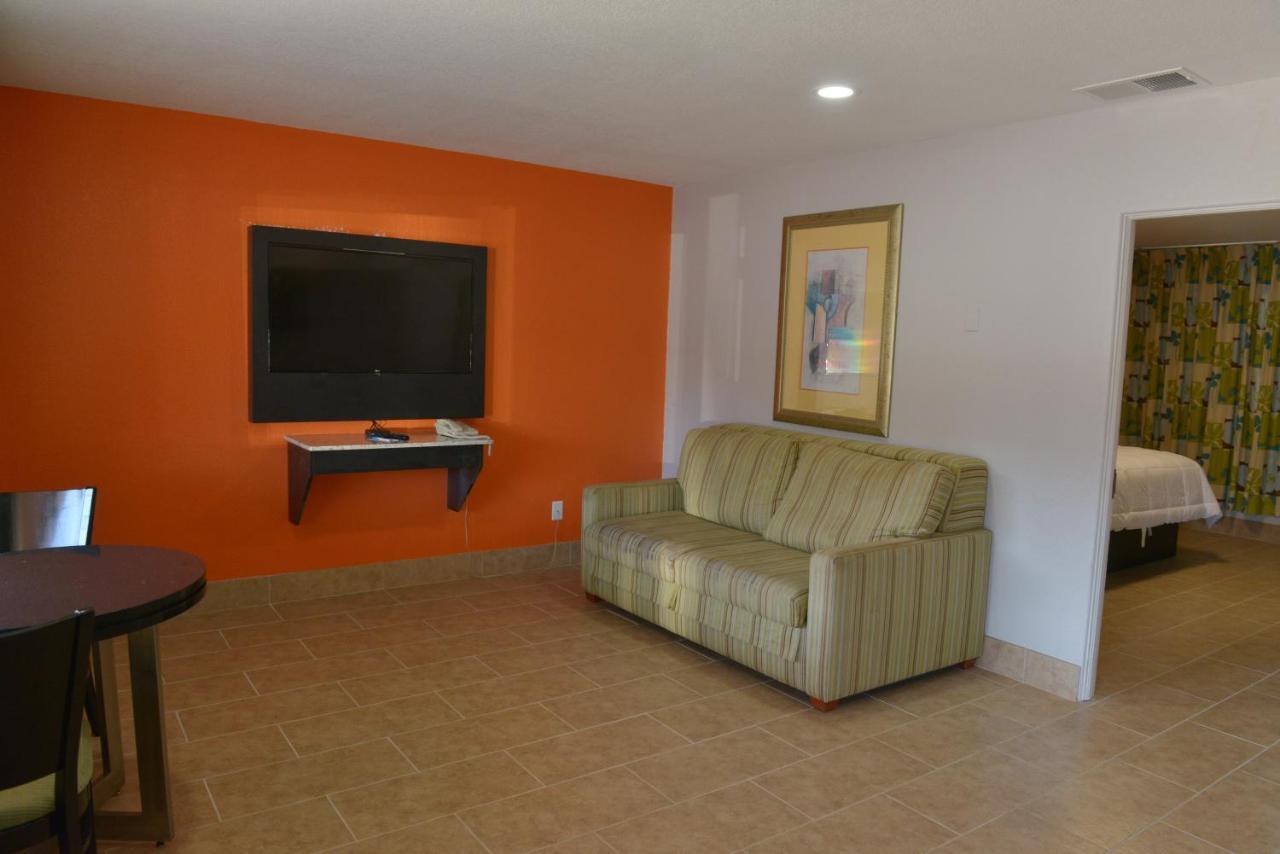 Rodeway Inn & Suites Winter Haven Chain Of Lakes Luaran gambar